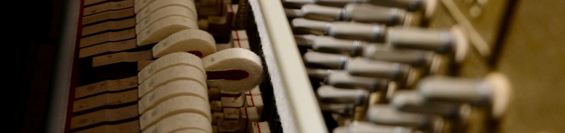 アバングランドページのヘッダー画像